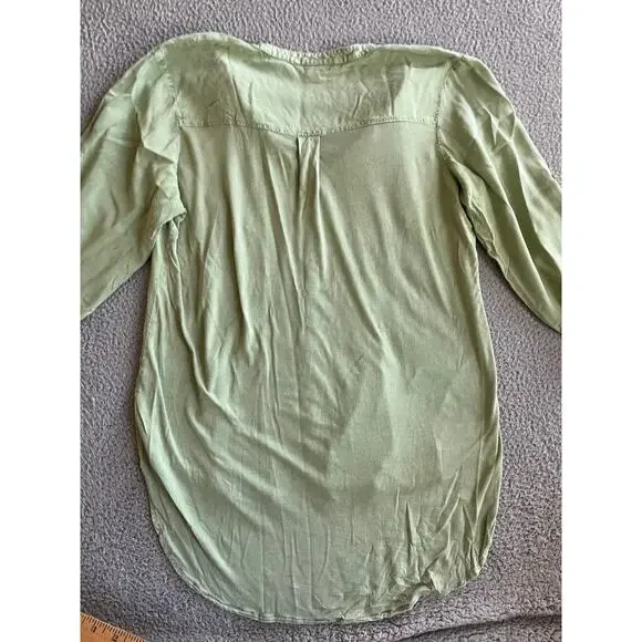 Solitare Button Top Medium Floral Embroidery V-Neck Roll Tab Green Boho Fairy - Picture 8 of 16